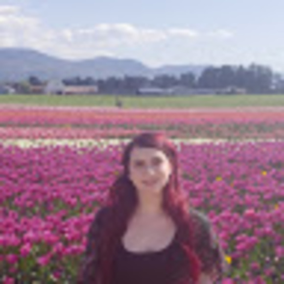 Meet your Posher, Kristin - Picture 1 of 1